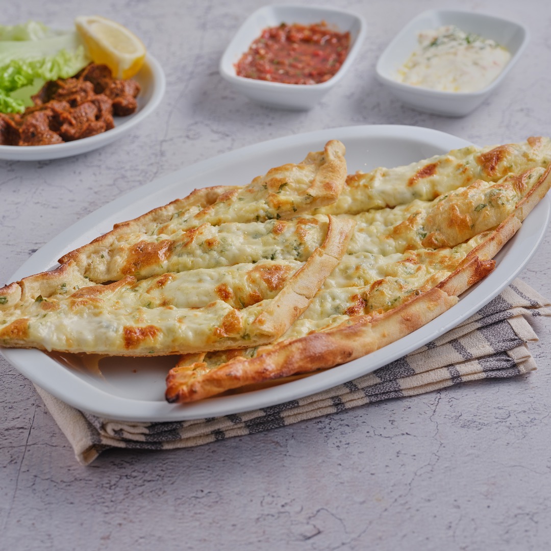 Beyaz Peynirli Pide