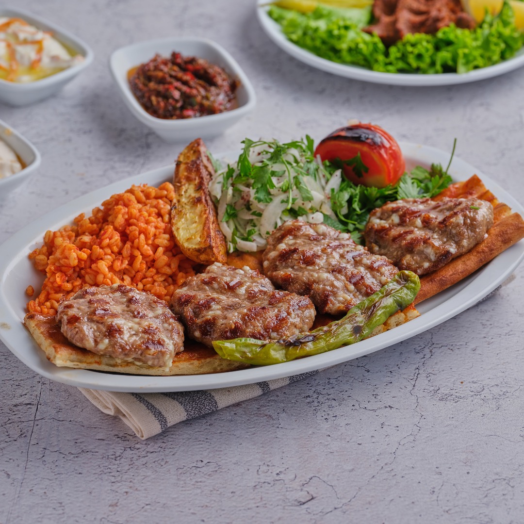 Kaşarlı Köfte