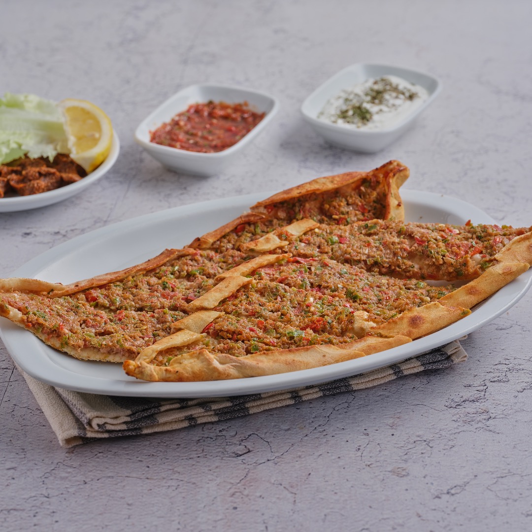 Kıymalı Pide