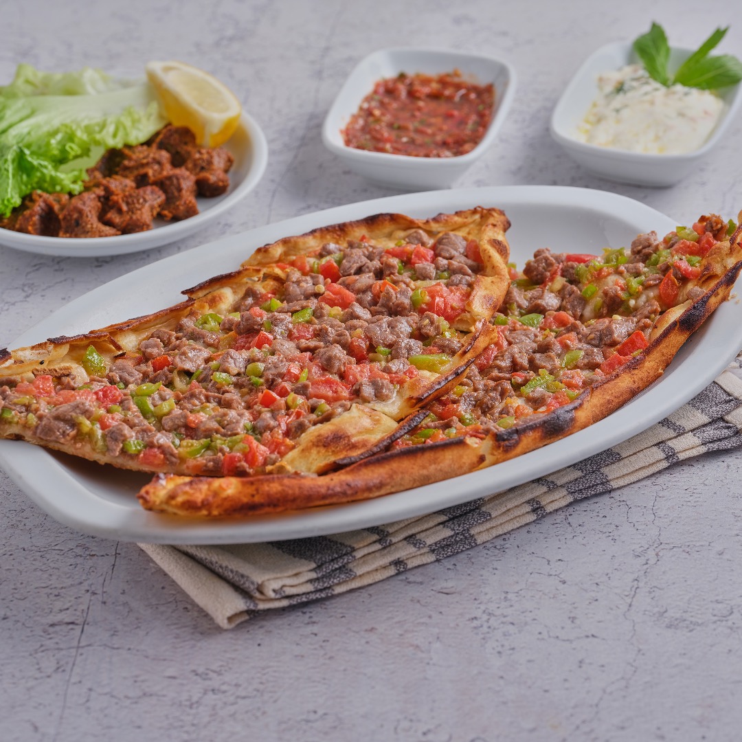 Kuşbaşılı Pide
