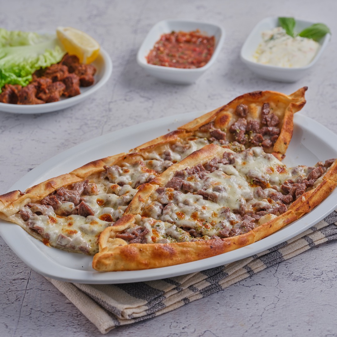 Süper Kuşbaşılı Pide
